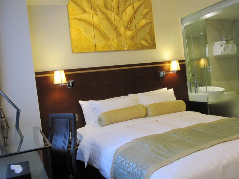 Brighton Hotel Хонконг Екстериор снимка