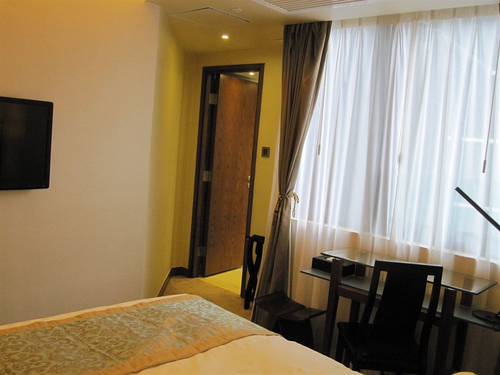Brighton Hotel Хонконг Екстериор снимка